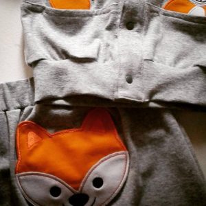 conjunto de joggins con aplique de animales bebe globito otoño invierno 2018