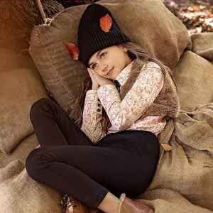 chalecos de piel sintetica y polera estampada niña Paula Cahen d Anvers NIños invierno 2018