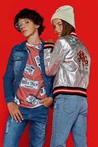 camperas de jeans y bomber metalizada bordada para adolescentes queen juana invierno 2018