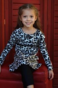 remera larga mangas largas animal print y calza nena urbanito invierno 2018