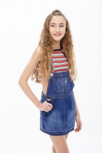 jardinero pollera jeans para chicas adolescentes So Cippo verano 2019 jardinero pollera jeans para chicas adolescentes So Cippo verano 2019
