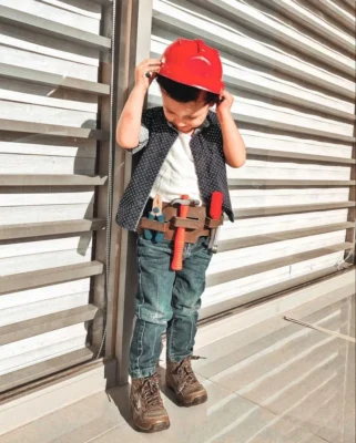 disfraz de obrero para nene Dia del trabajador