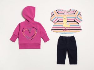 Buzo corazon remera a rayas y pantalon Look beba Owoko invierno 2019