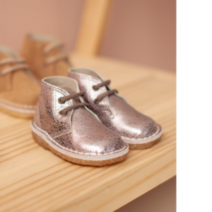 botineta dorada mimo co calzados para niños invierno 2019