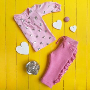 remera mangas largas y jogging con volado Gdeb invierno 2019