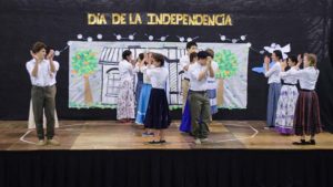 niños baile dia de la independencia niños baile dia de la independencia