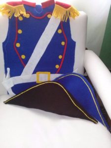 pechera y gorro de belgrano disfraz niño