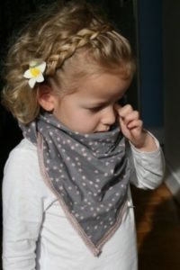 peinado con trenza para niñas estilo vincha