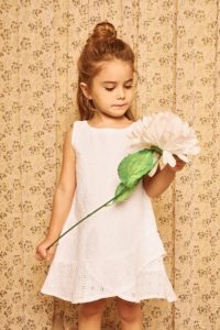 vestido blanco nena nucleo kids verano 2020