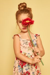 vestido floreado niña nucleo kids verano 2020