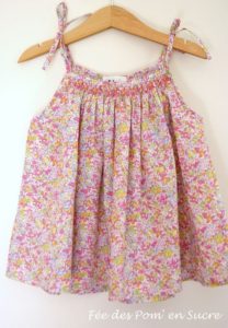 blusa con guarda punto smock niña