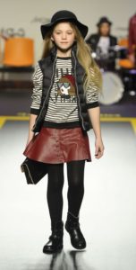 estilo rock para niña invierno 2020 scaled estilo rock para niña invierno 2020 scaled