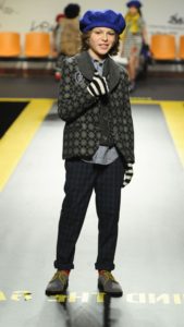 pantalones y sacos estampa a cuadros para niños scaled pantalones y sacos estampa a cuadros para niños scaled