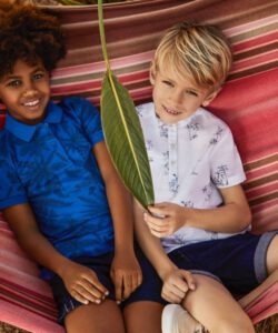 bermuda denim y chomba para niños