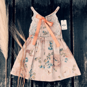 espalda vestido nina con encaje Waw verano 2021 espalda vestido nina con encaje Waw verano 2021