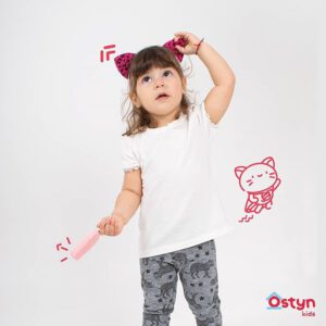 remera blanca nina ostyn verano 2021