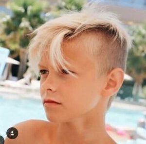 rapado de un lado largo otro nino