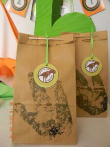 bolsitas sorpresitas economicas cumpleanos de dinosaurios