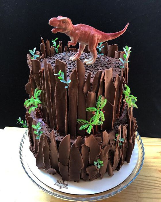 torta de chocolate dinosaurios