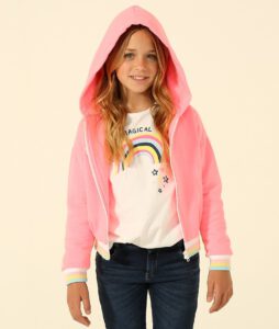 campera con capucha nina mimo co invierno 2021 scaled