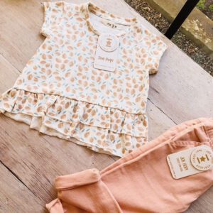 remera con volados y pantalon lino nina Joe hopi verano 2022