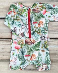 mono enterizo beba uv Mini anima verano 2022 scaled