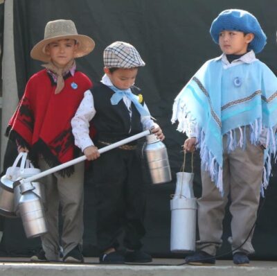 Disfraz de lechero para niño facil disfraz de lechero para nino facil