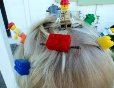 Peinado loco para niños con legos Peinado loco para ninos con legos