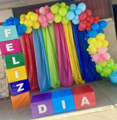 Escenario jardin para el dia del estudiante Escenario jardin para el dia del estudiante