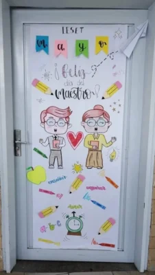 afiche para puerta colegio dia del maestro