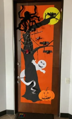 Decoracion de puerta Halloween Telarañas y fantasmas