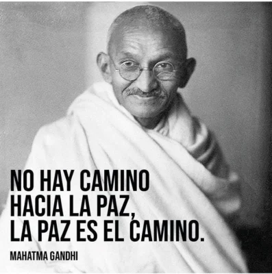 Poster con frase para Dia de la No violencia Poster con frase para Dia de la No violencia