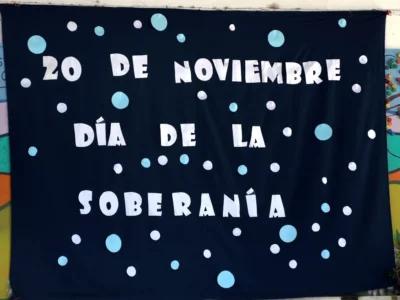 Telon de fondo escenario simple para 20 de noviembre Telon de fondo escenario simple para 20 de noviembre