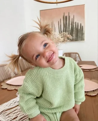 Peinados para bebe nena facil Dos colitas al costado Peinados para bebe nena facil Dos colitas al costado