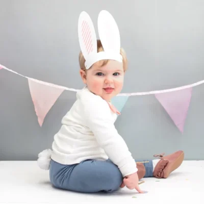 bebe disfrazado de conejo bebe disfrazado de conejo