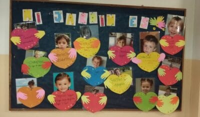 cartelera niños dia de los jardines