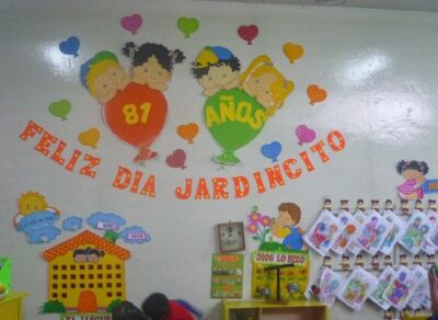 decorara aula dia de los jardines