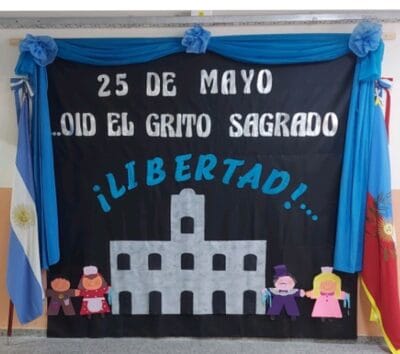 lindos telones para el 25 de mayo